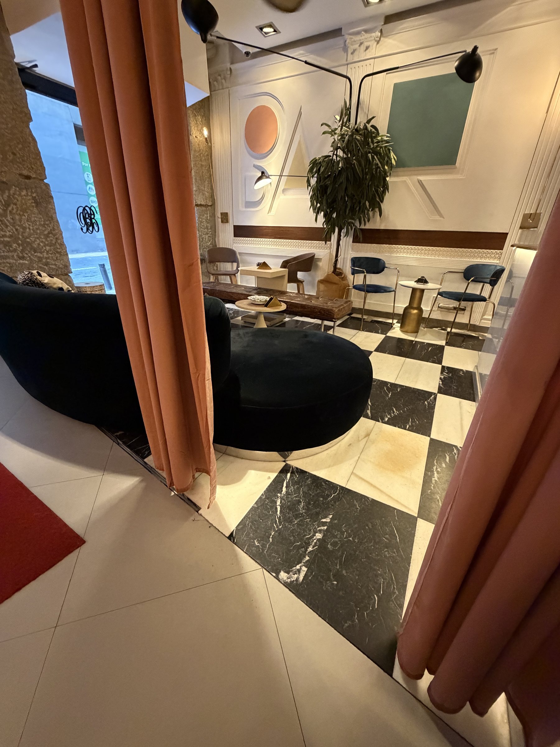 BB Café · Meeting point