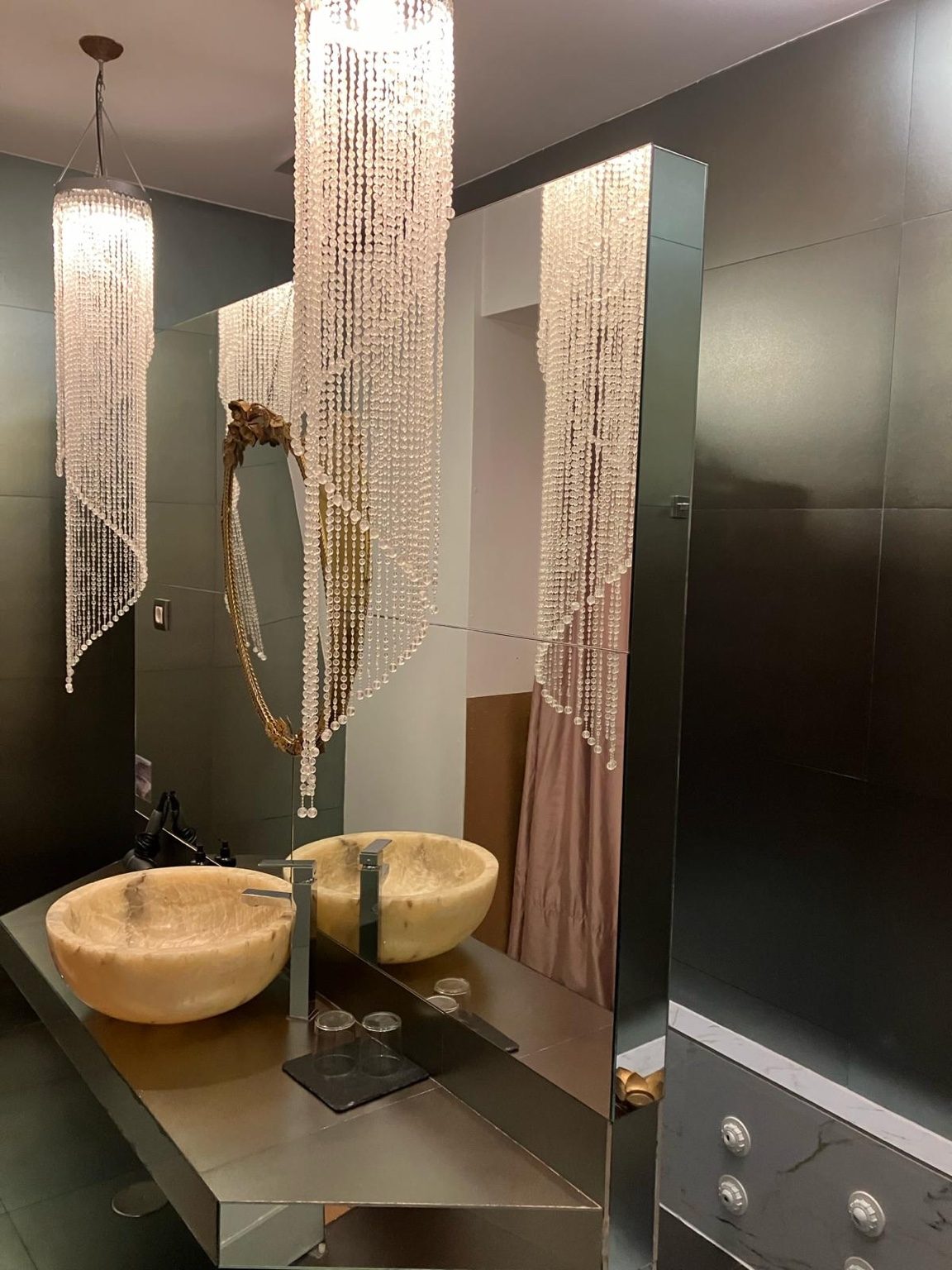 Junior Suite · Balinese Ritual — lavabos