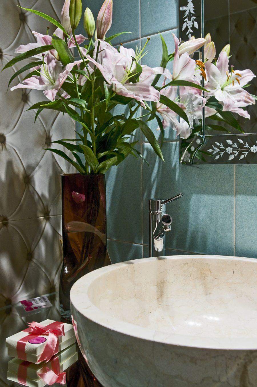 Doble Spa Retreat — detalle de lavabo
